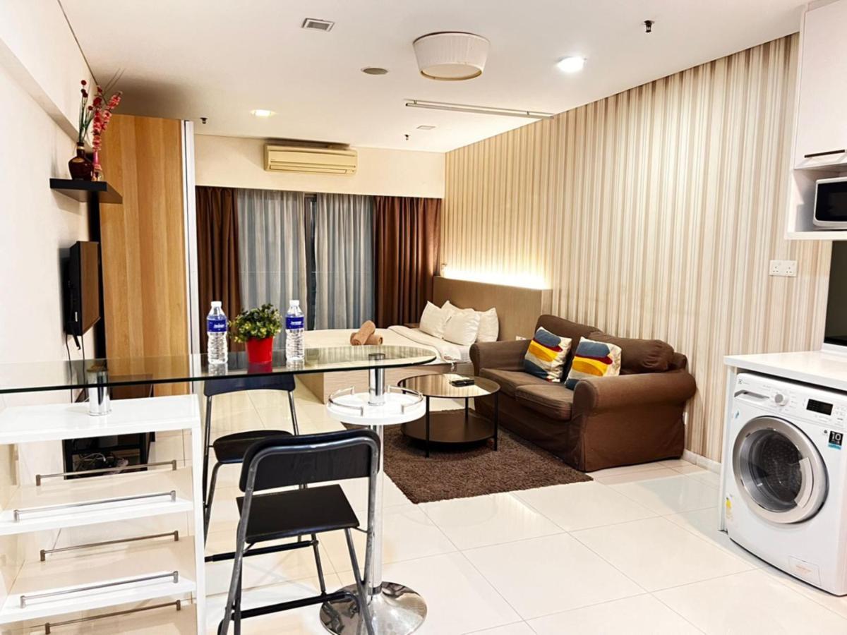 Summer Suites Klcc By Homestay Kuala Lumpur Kültér fotó