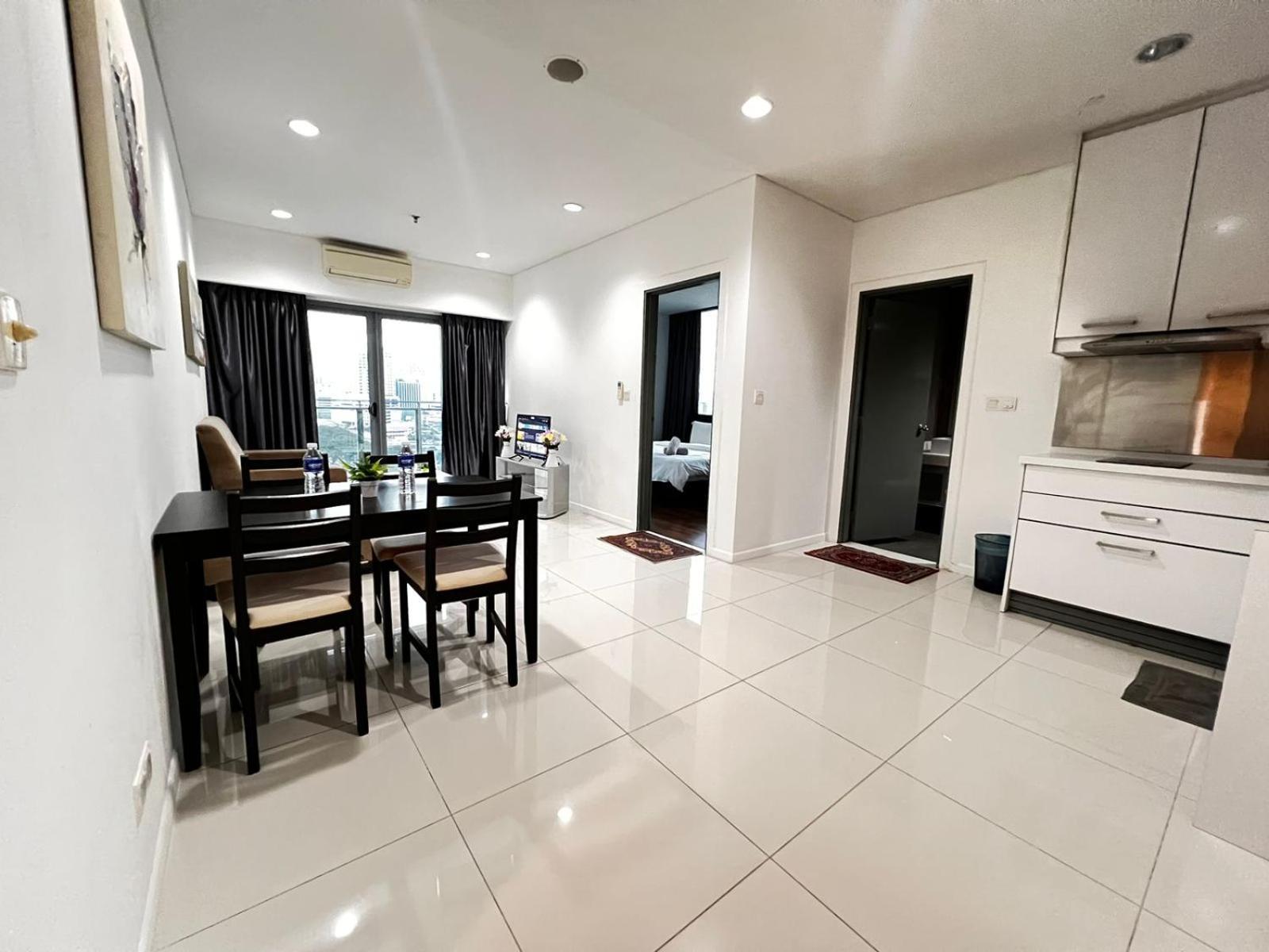 Summer Suites Klcc By Homestay Kuala Lumpur Kültér fotó