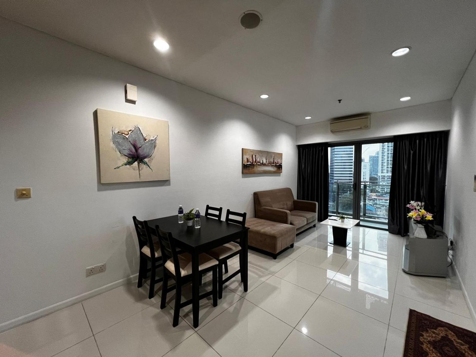 Summer Suites Klcc By Homestay Kuala Lumpur Kültér fotó